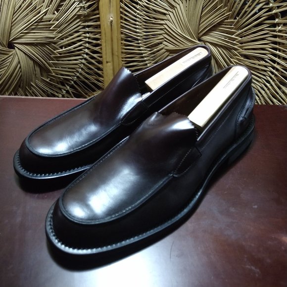 Dolce & Gobanna Shoes - Picture 2 of 3